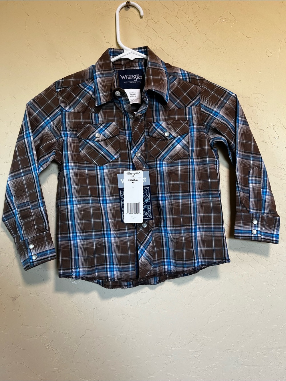 Wrangler Brown & Blue Plaid Button-Down Shirt